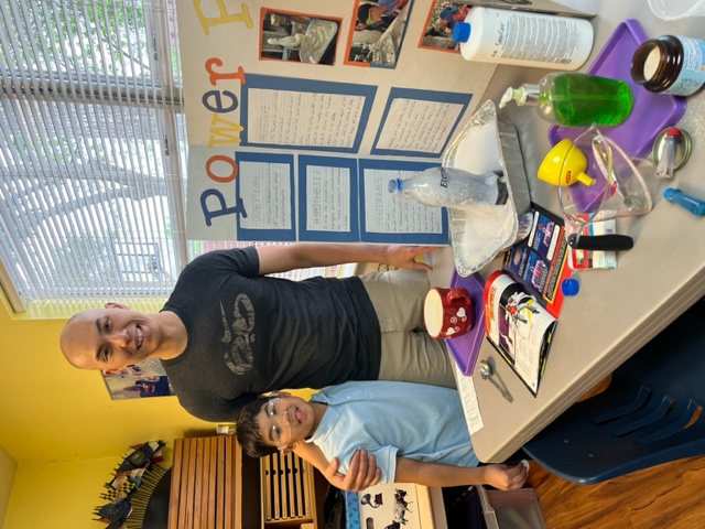 childen on science fair projects and experiments