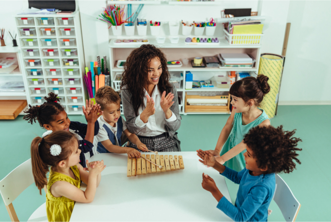 fostering-social-development-in-montessori-classrooms